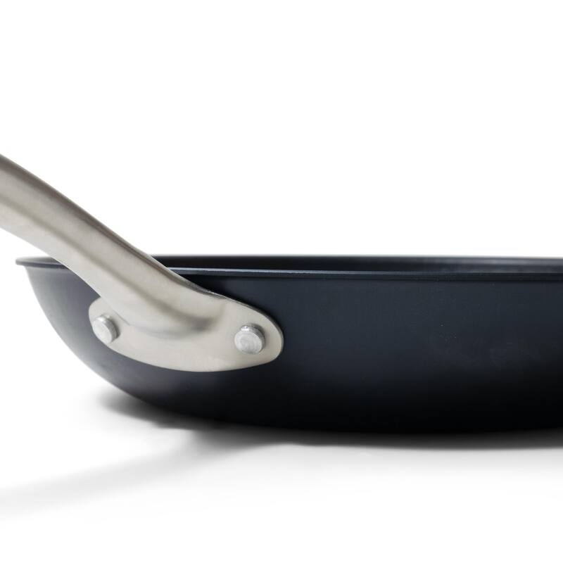 Alva Black Angus Pre-Seasoned Carbon Steel Frying Pan, Naturally Nonstick