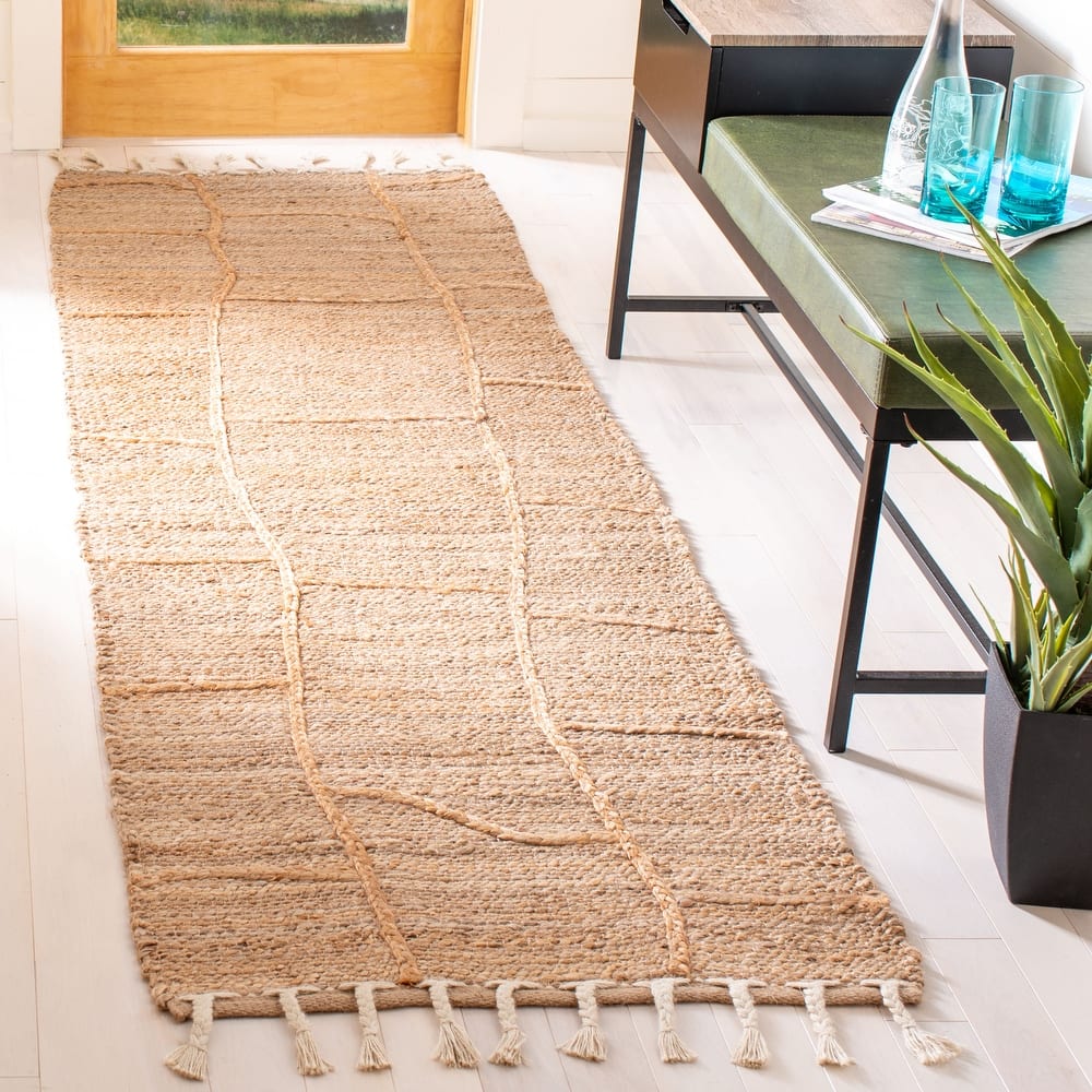 SAFAVIEH Handmade Natural Fiber Jamiya Jute Tassel Rug