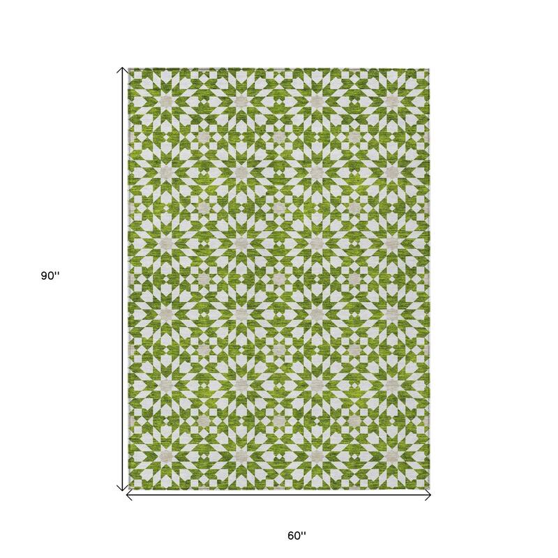 HomeRoots Floral Medallion Transitional Rectangle Outdoor Rug