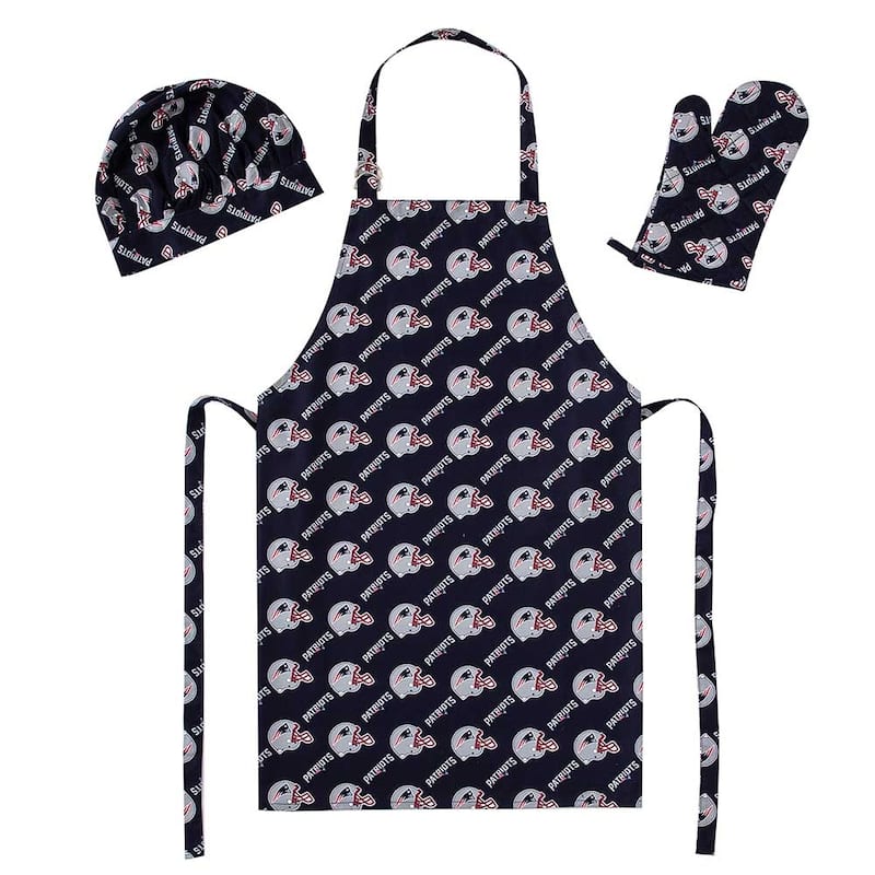 NFL Officially Licensed 3-piece BBQ Apron, Mitt, Hat Set - New England Patriots