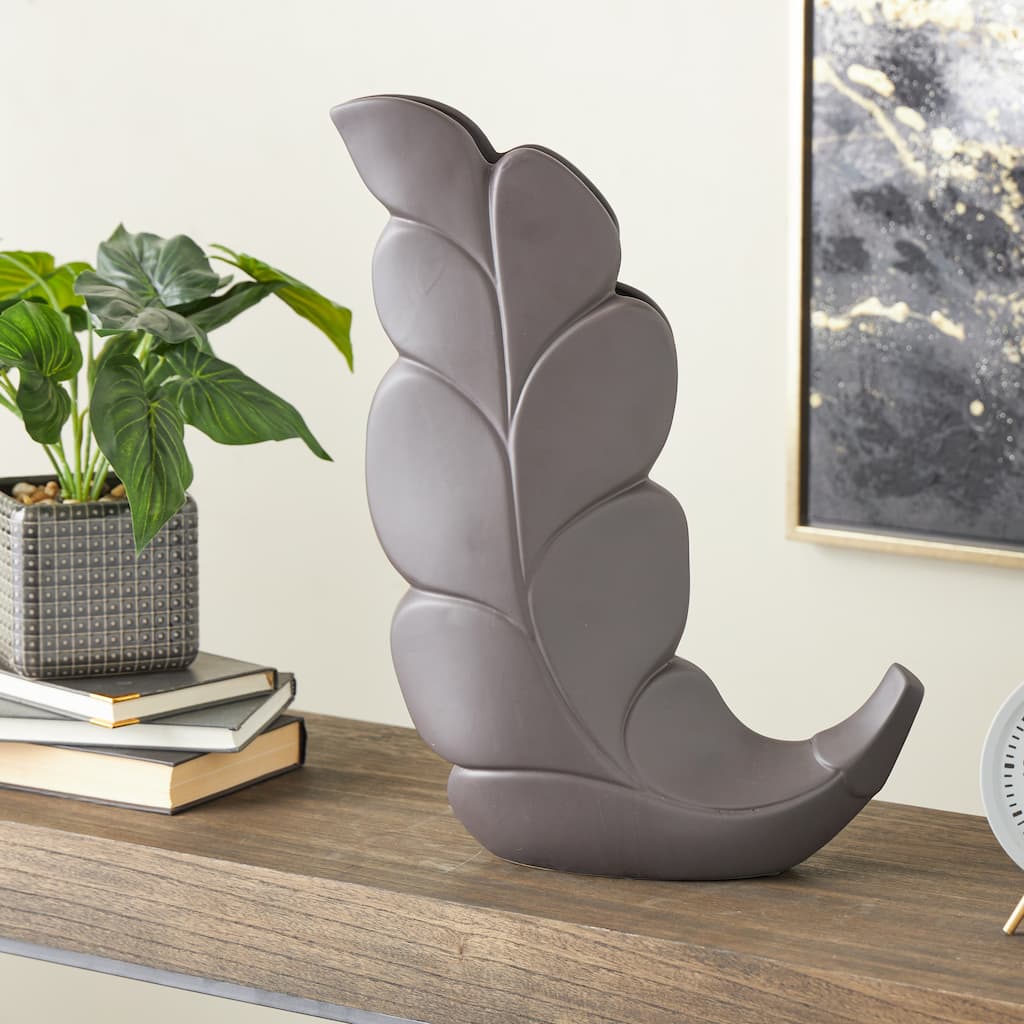 Black or White Ceramic Slanted Leaf Decorative Vase