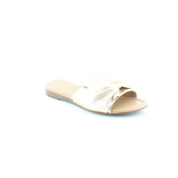 franco sarto flip flops