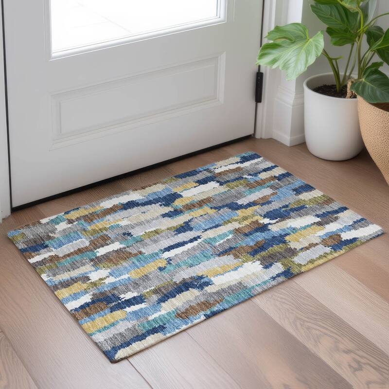 Machine Washable Indoor/ Outdoor Contemporary Stacks Chantille Rug