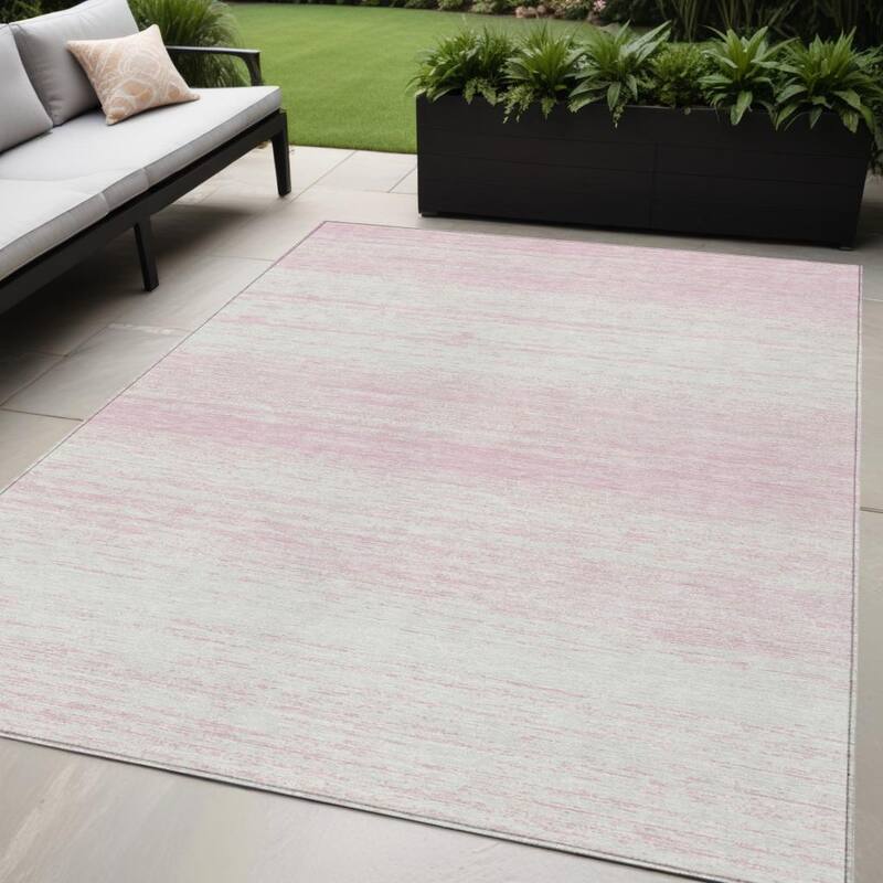HomeRoots Striped Transitional Rectangle Outdoor Rug - 5' X 8'