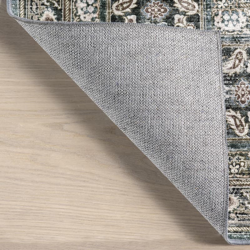 Nuloom Quintessa Medallion SplashGuard Machine Washable Area Rug