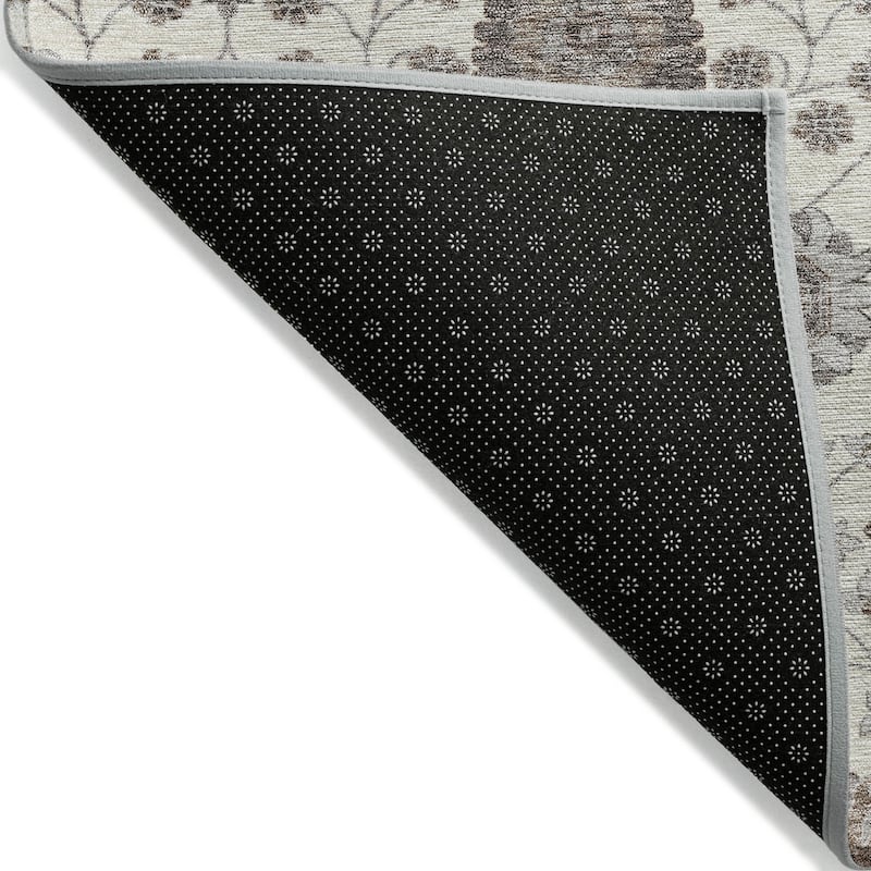 HomeRoots Floral Transitional Rectangle Outdoor Rug