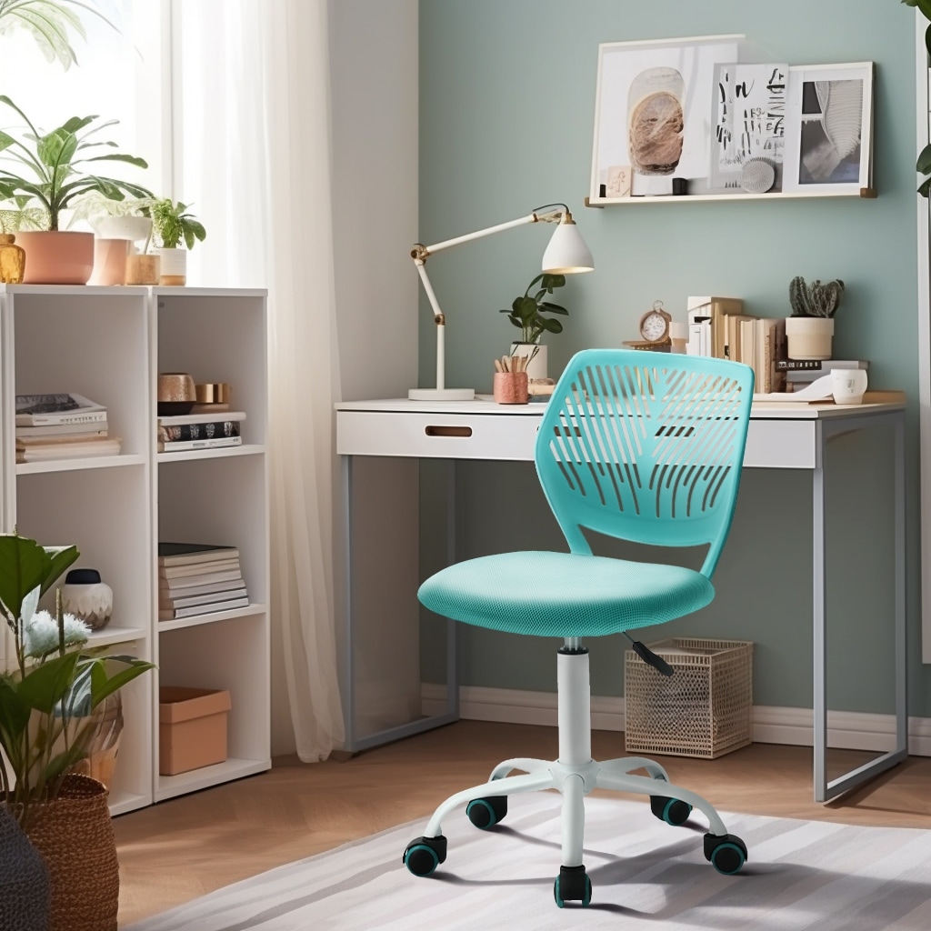 Teenage desk and chair on sale