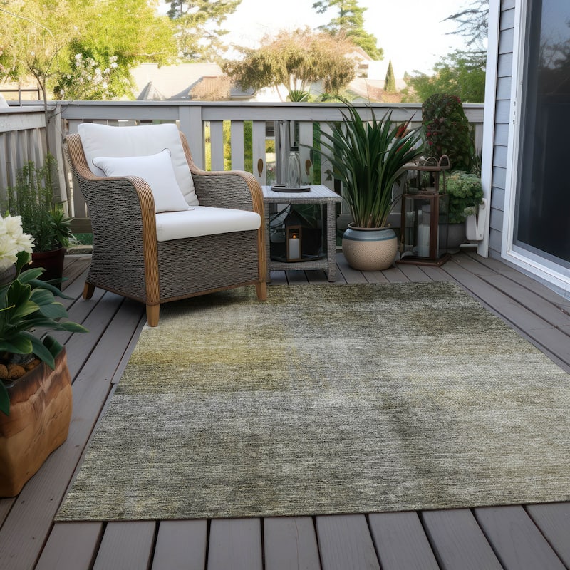 Machine Washable Indoor/ Outdoor Abstract Ombre Chantille Rug