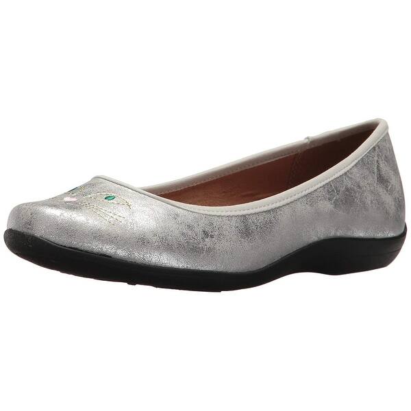 Shop Soft Style Womens Kittycat Fabric Closed Toe Ballet Flats