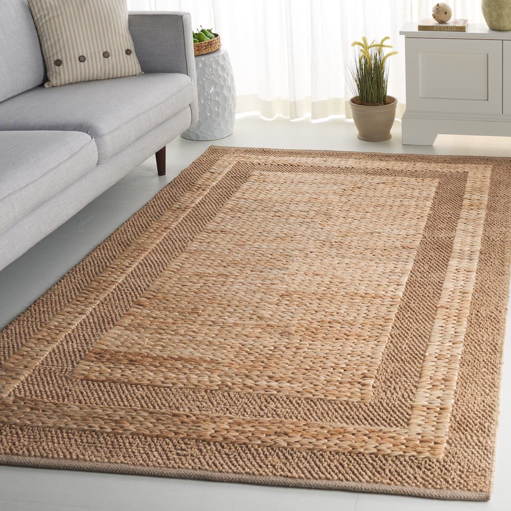 SAFAVIEH Handmade Natural Fiber Sariah Casual Jute Rug