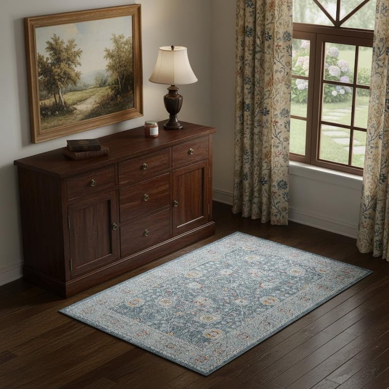 HomeRoots Floral Traditional Rectangle Area Rug - 4' X 6' - 4' X 6'