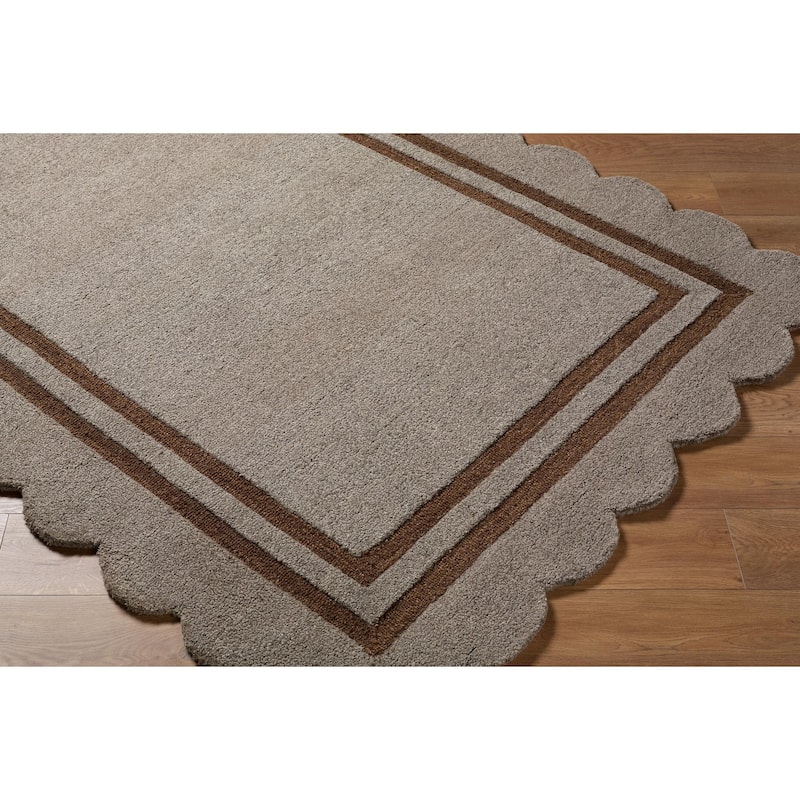 Livabliss Scalloped Modern & Contemporary Area Rug