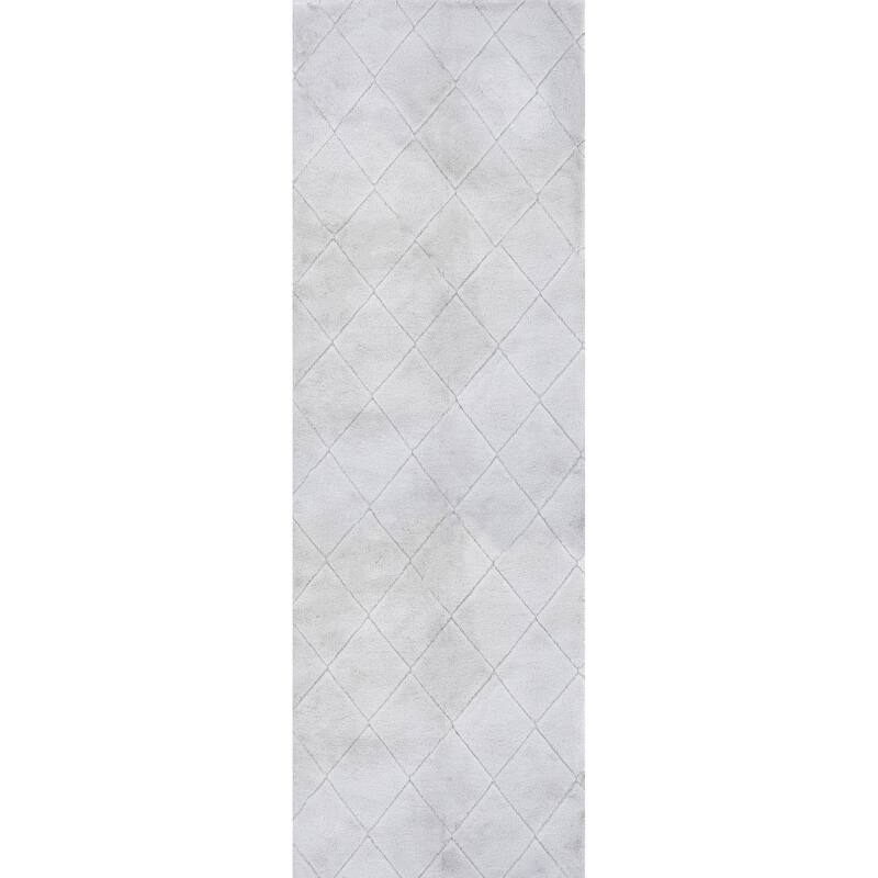 Nuloom Amy SuperiorWash Casual Faux Rabbit Machine Washable Area Rug