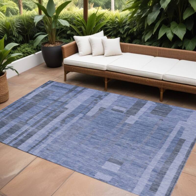 HomeRoots Striped Transitional Rectangle Outdoor Rug - 8' X 10'