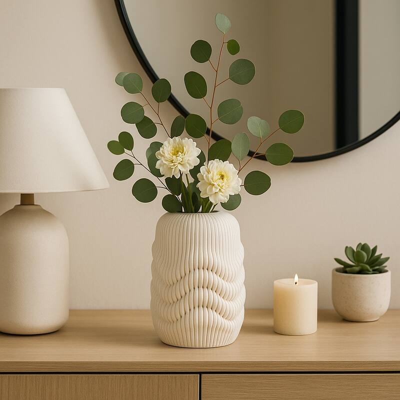 Porcelain 3D Printed Textured Vase - Ivory/Beige