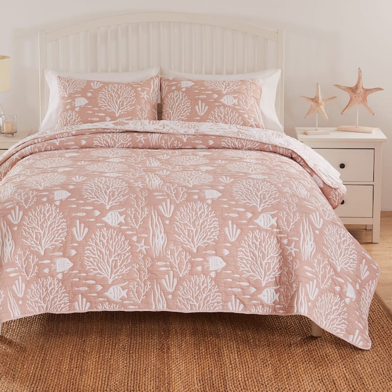 Greenland Home Coastal Paradise Reversible Matelasse Coverlet Set - Twin - Twin XL - Marina Blush