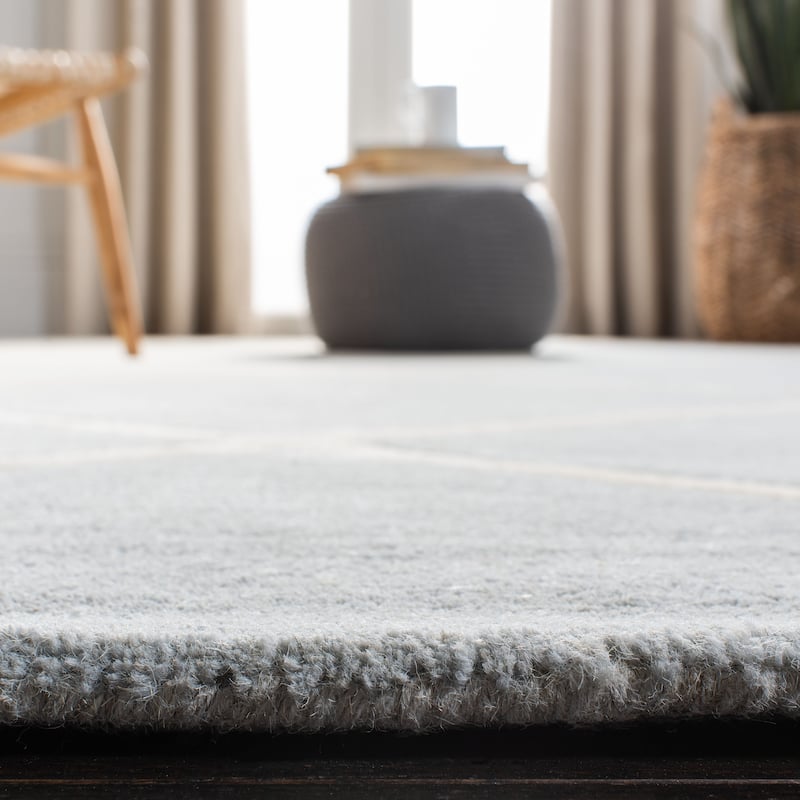 SAFAVIEH, Handmade Chatham Ezzelina Modern Moroccan Wool Rug