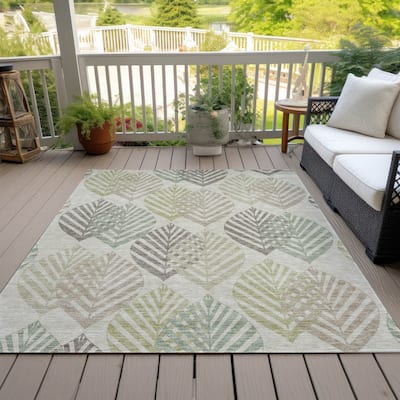Machine Washable Indoor/ Outdoor Chantille Casual Palm Leaf Rug