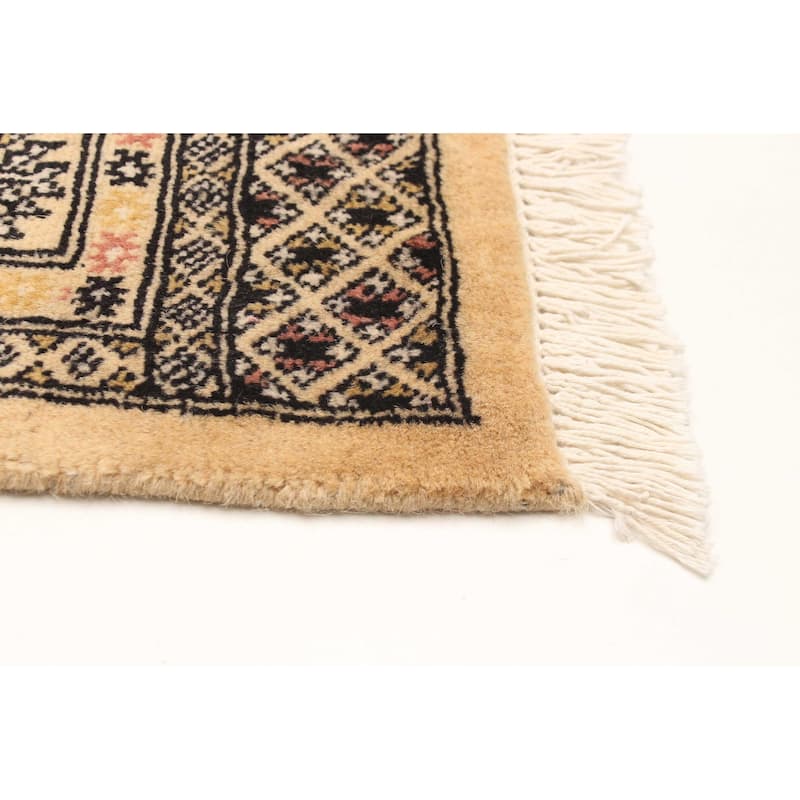 ECARPETGALLERY Hand-knotted Peshawar Bokhara Beige Wool Rug - 4'7 x 6'6