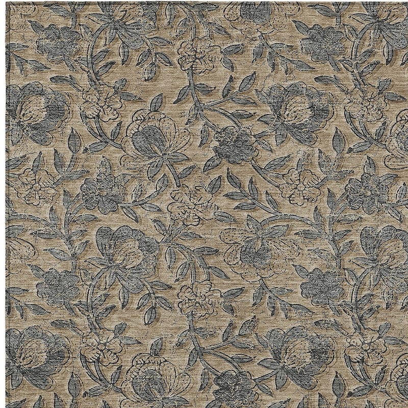 HomeRoots Floral Transitional Rectangle Outdoor Rug