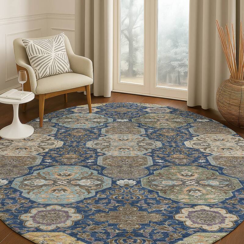 Machine Washable Indoor/ Outdoor Traditional Tracey Chantille Rug