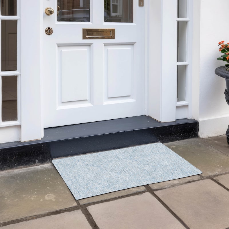 Machine Washable Indoor/ Outdoor Chantille Tropical Palm Rug - Sky - 1'8" x 2'6"