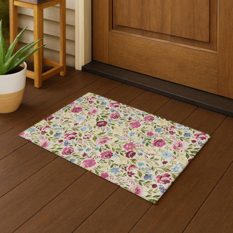 Machine Washable Indoor/ Outdoor Floral Garden Chantille Rug - Linen - 1'8" x 2'6"