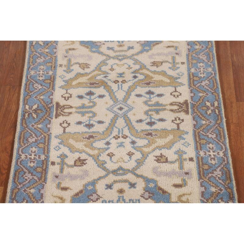 Ivory & Blue Oushak Indian Runner Rug Handmade Wool Carpet - 2'7"x 7'8"