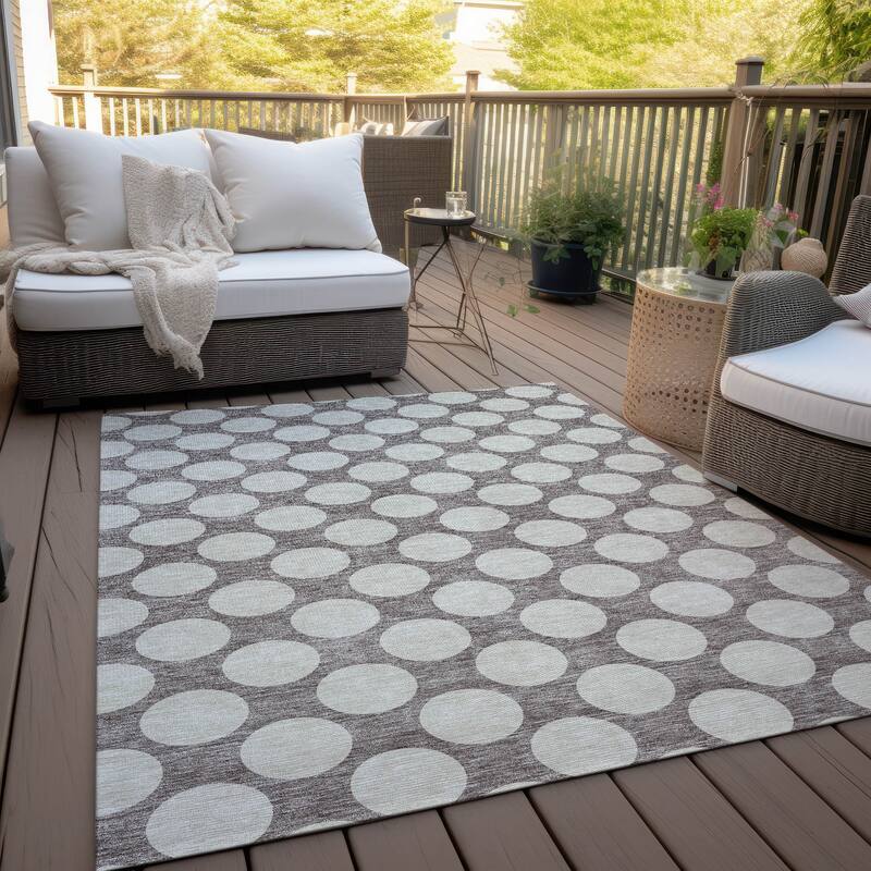 Machine Washable Indoor/ Outdoor Chantille Modern Dots Rug