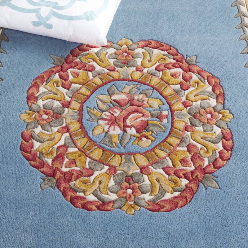SAFAVIEH, Handmade Naples Cathelyne Traditional Wool Rug