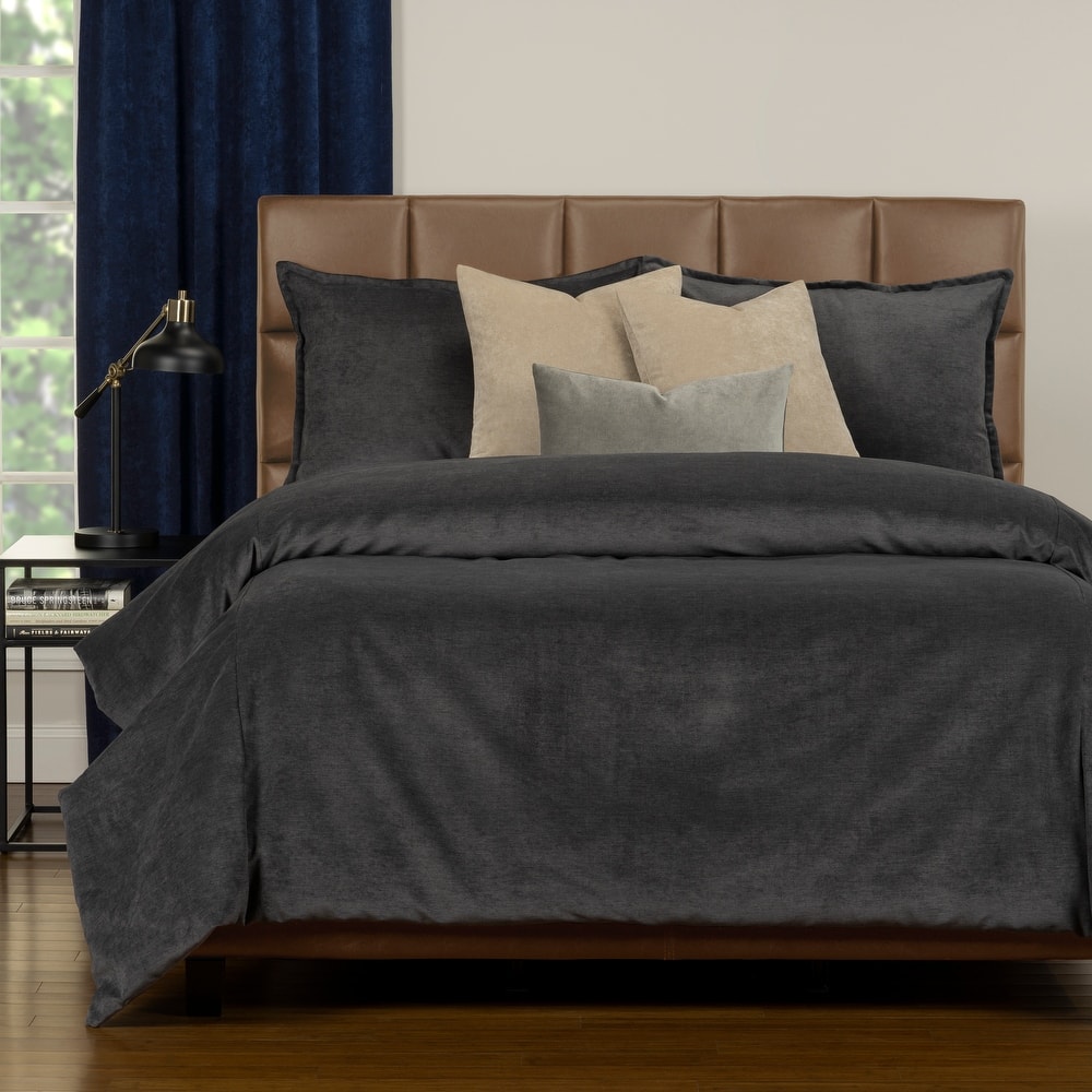 Mixology Padma 7 Piece Duvet Cover and Insert Set
