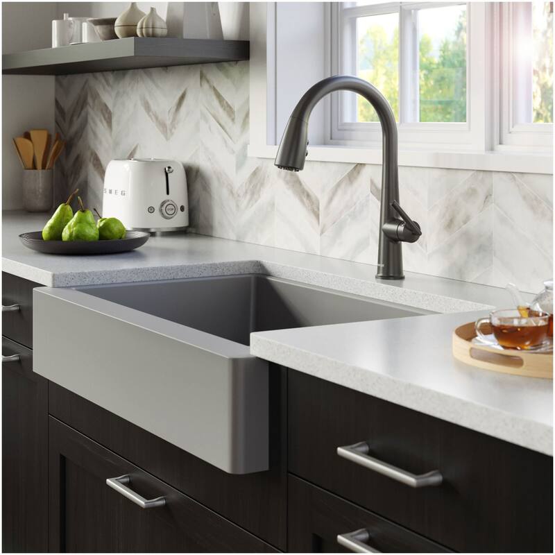 Karran USA KKF320 Kentland 1.8 GPM Single Hole Pull Down Kitchen