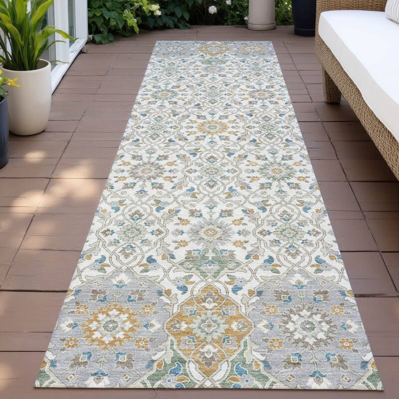 Machine Washable Indoor/Outdoor Traditional Masters Chantille Rug - Ivory - 2'3" x 7'6"