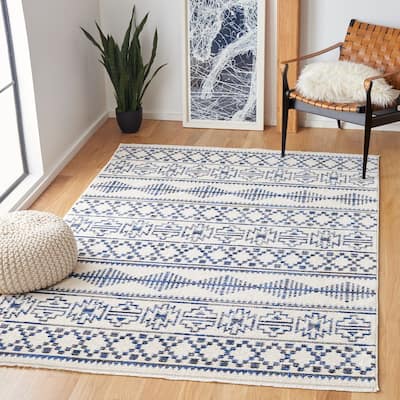 SAFAVIEH Sedona Jamile Boho Tribal Fringe Rug