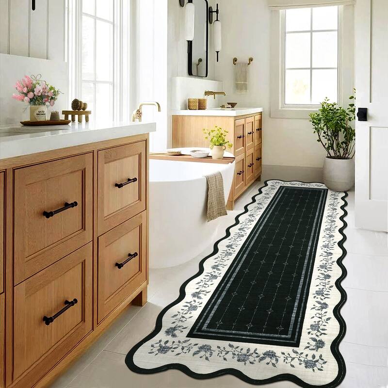 Garvee Scalloped Rose Floral Bordered Area Rug
