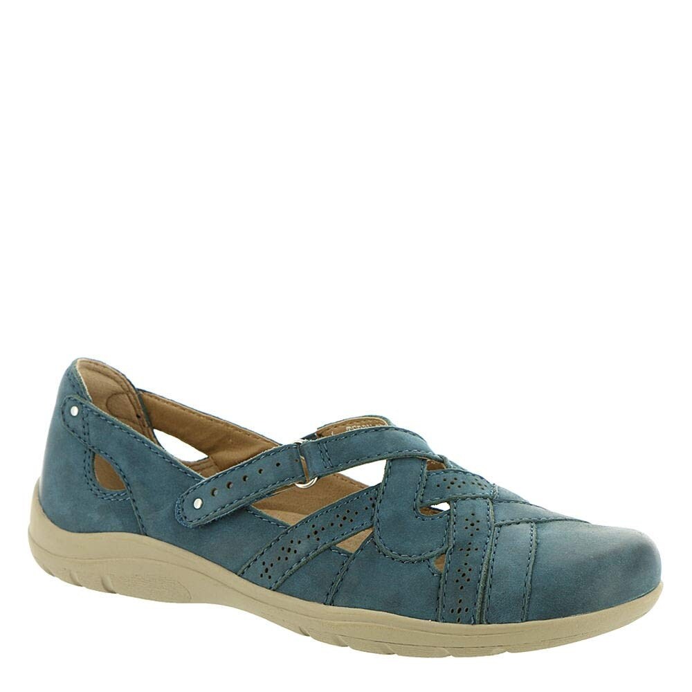 earth closed toe sandals