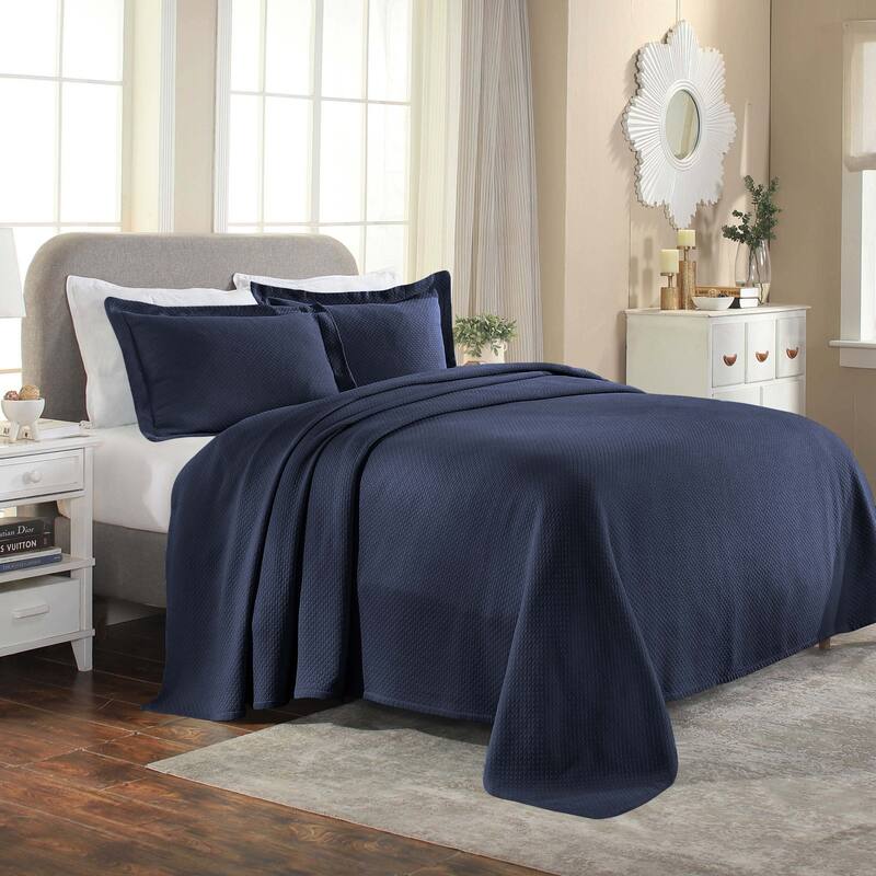 Superior Solitaire Cotton Decorative Bedspread Set
