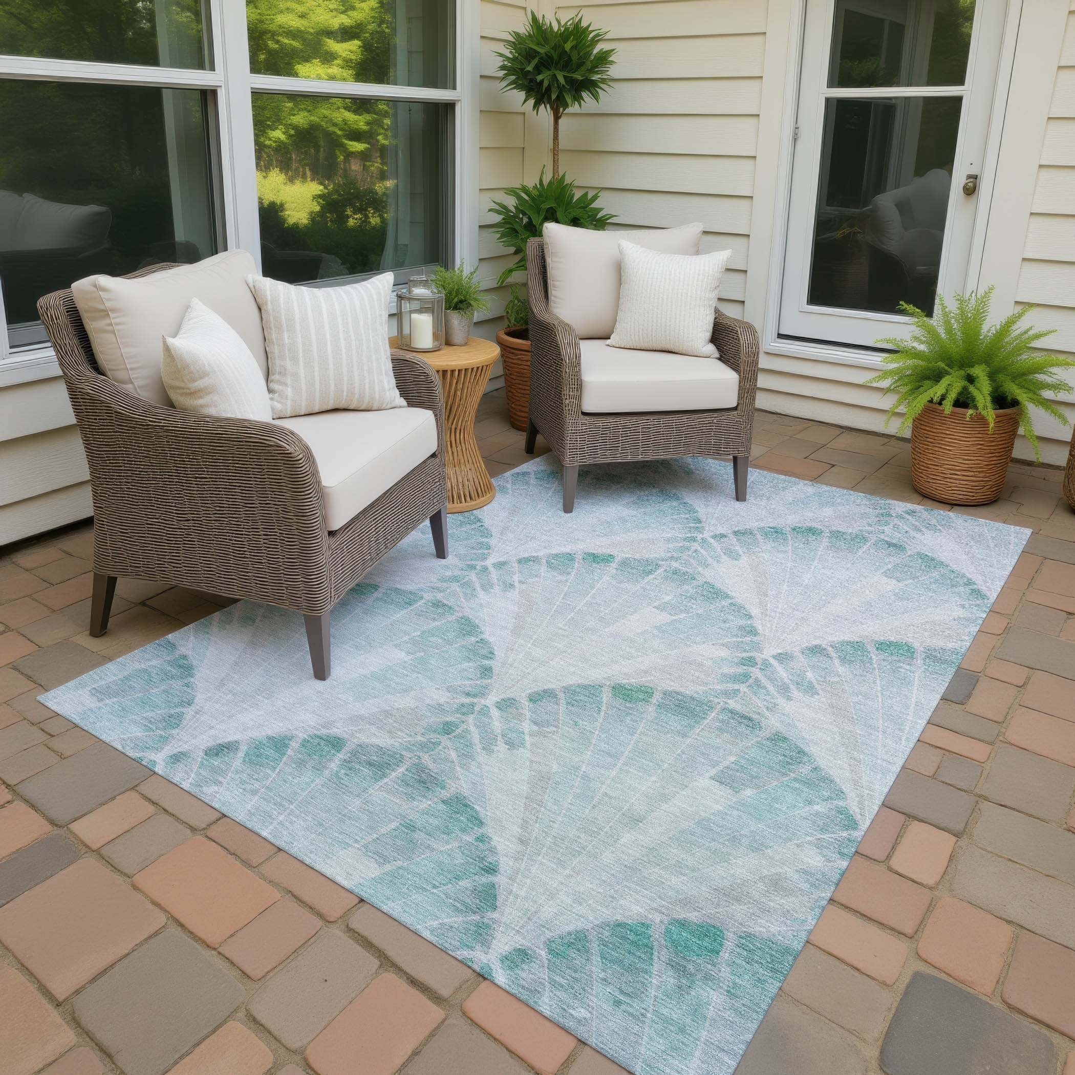 Machine Washable Indoor/ Outdoor Modern Fan Chantille Rug