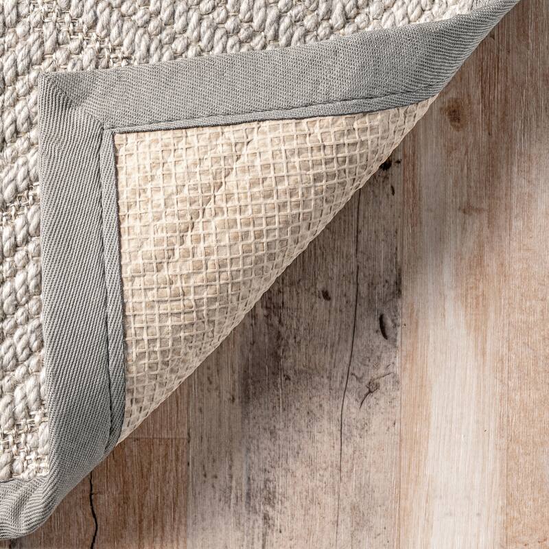 Nuloom Natural Textured Suzanne Area Rug