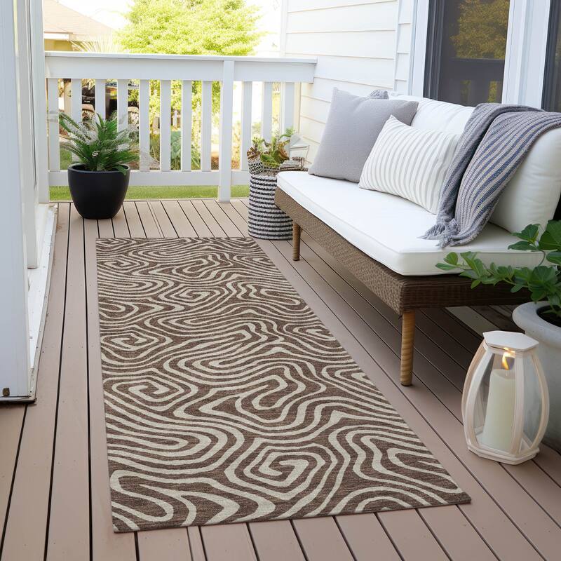 Machine Washable Indoor/ Outdoor Modern Trance Chantille Rug