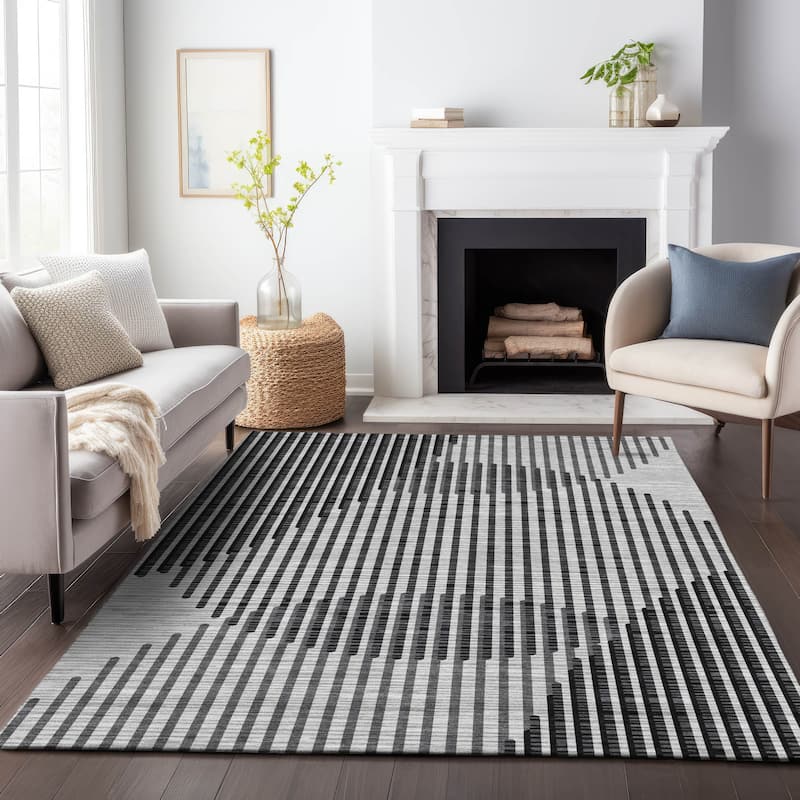 Machine Washable Indoor/ Outdoor Abstract Stripe Chantille Rug
