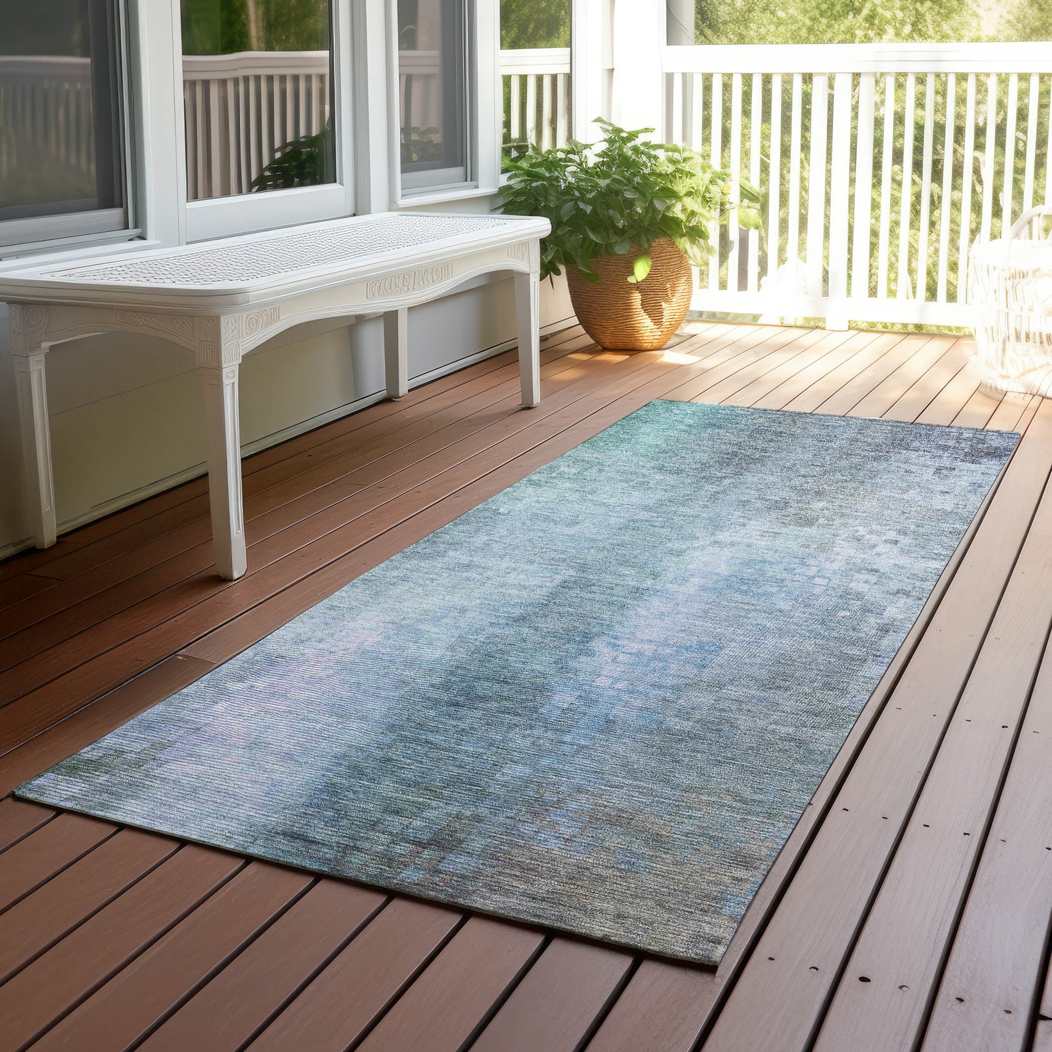 Machine Washable Indoor/ Outdoor Abstract Ombre Chantille Rug