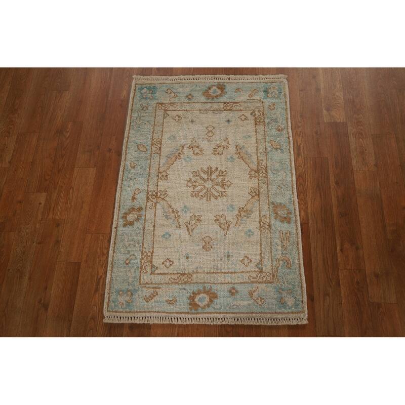 Hand Knotted Oriental 100% Wool Carpet Transitional Geometric Beige & Ivories Oushak Area Rug - 2' 11'' X 2' 0''