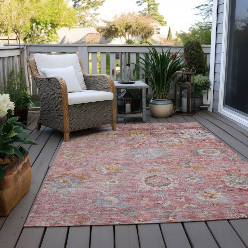 Machine Washable Indoor/ Outdoor Vintage Traditional Chantille Rug