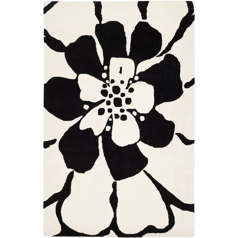 SAFAVIEH Handmade Soho Caitlyn Floral N.Z. Wool Rug - 3'6" x 5'6" - Black/White