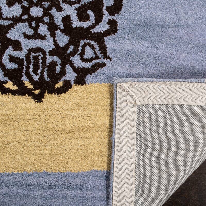 SAFAVIEH Handmade Soho Kourtney Stripe N.Z. Wool Rug