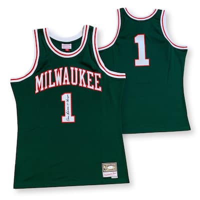 Oscar Robertson Autographed Milwaukee Bucks Signed Mitchell and Ness Basketball Jersey 1971 CHAMPS JSA COA - 8'6" x 11'6"