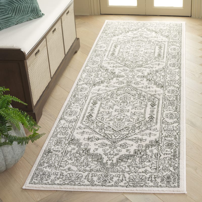 SAFAVIEH Adirondack Sian Rustic Oriental Medallion Rug - 2'6" x 8' Runner - Ivory/Dark Green