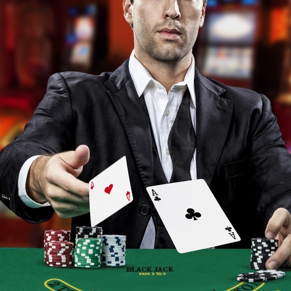 Amazon.com: Poker Chips Casino 100 PCS Chips Card Decks Iron