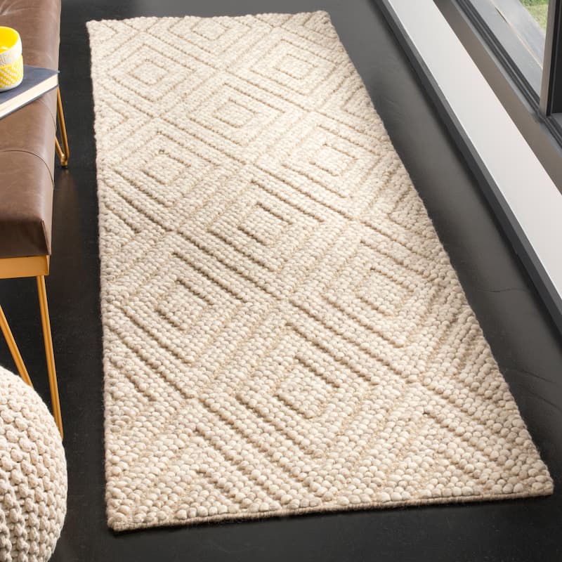 SAFAVIEH Natura Edita Handmade Wool Rug - 2'3" x 8' Runner - Beige